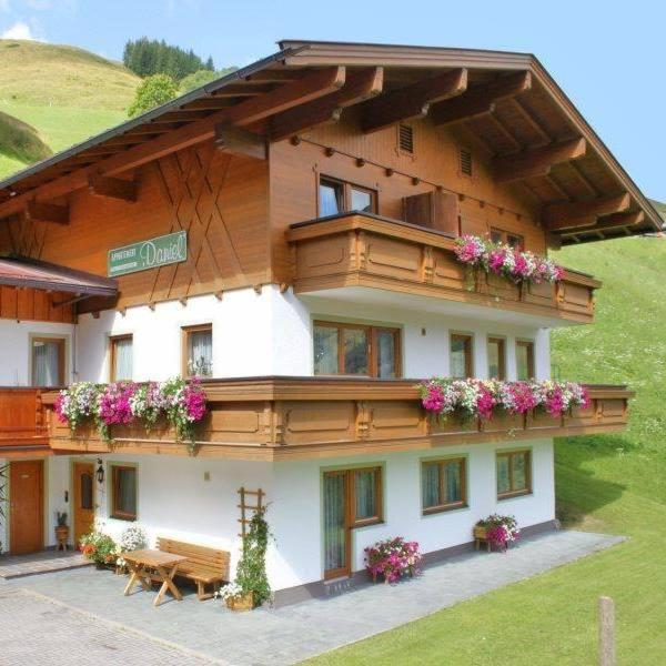 Appartementhaus Daniel ซาลบาคฮินเทอร์เกลมม์ ภายนอก รูปภาพ